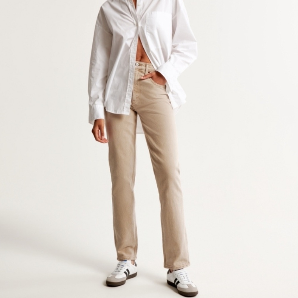 A&F tan curve love jeans
